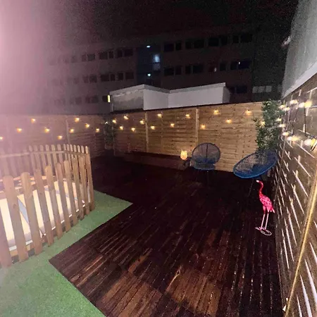 Magic Avec Balneo, Sauna Et Terrasse Apartment *