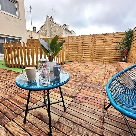 Magic Avec Balneo, Sauna Et Terrasse Apartment *